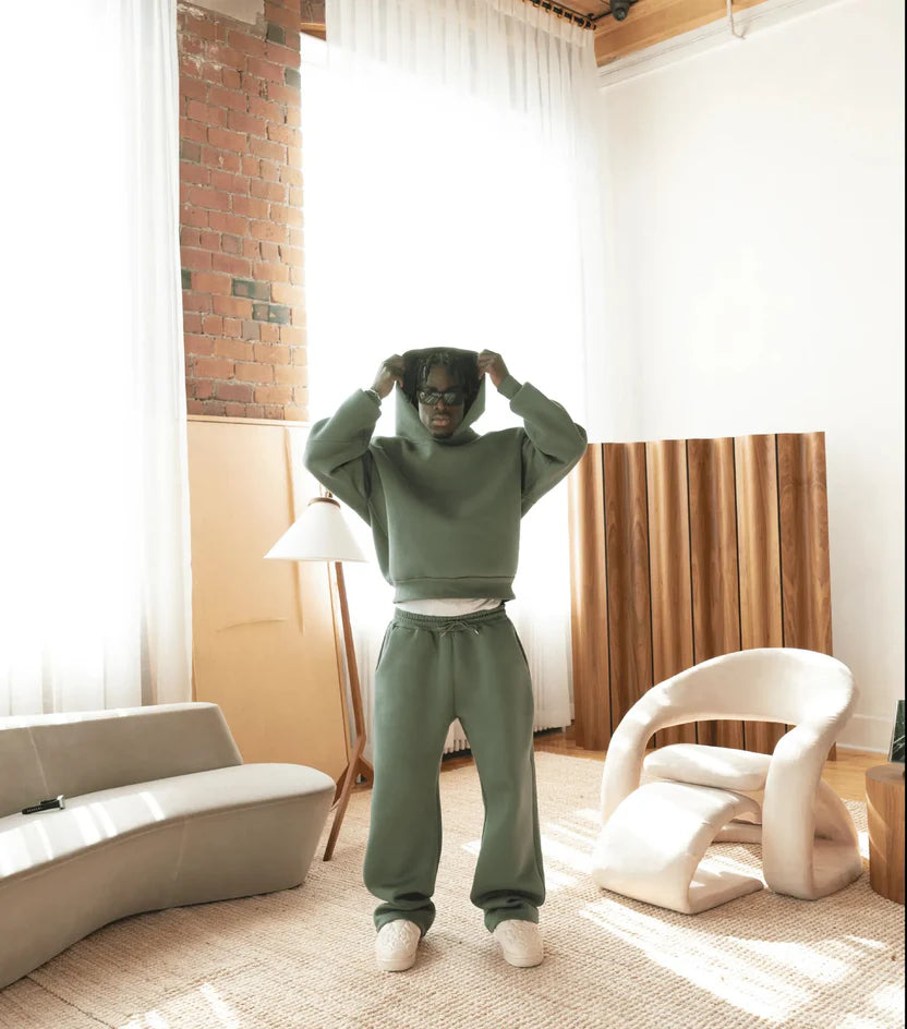 MINIMALIST | TRACKSUIT